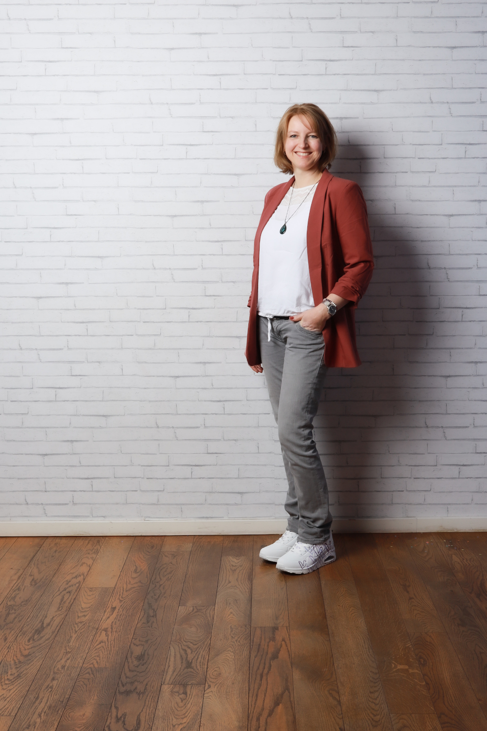 Portrait_stehend_Web